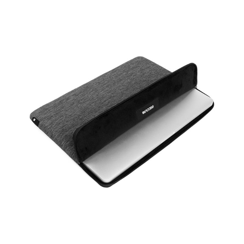 Incase Slim Sleeve for MacBook Retina 15" - Heather Black