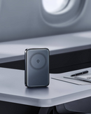 InnoStyle PowerMag Slim 10000mAh Snap and Go Magnetic Charger