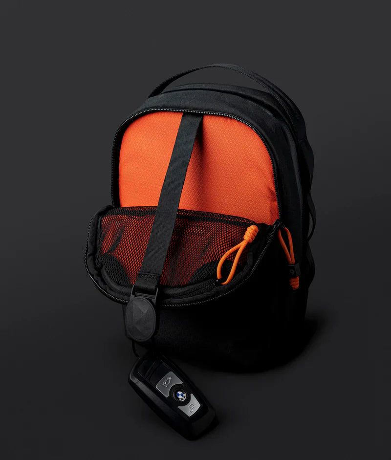 Alpaka Metro Sling Max - 9th Anniversary Edition