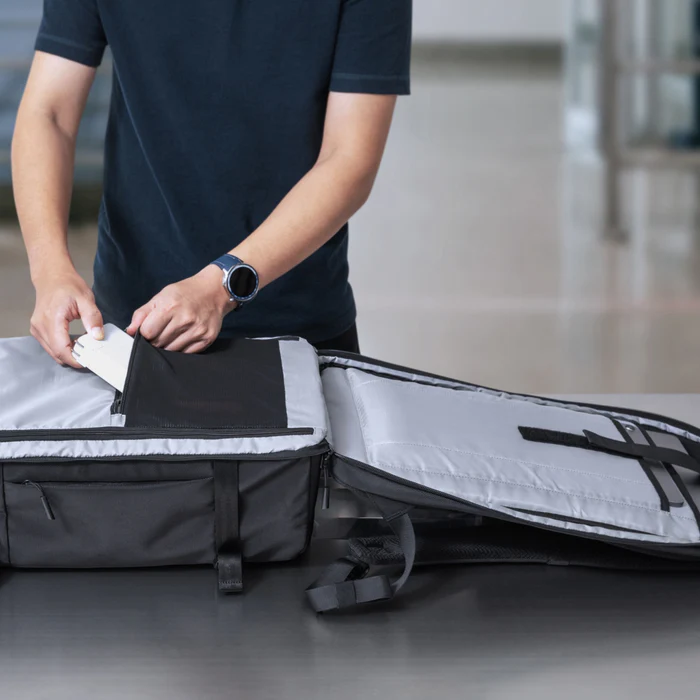 Tomtoc Navigator-T67 Travel Laptop Backpack
