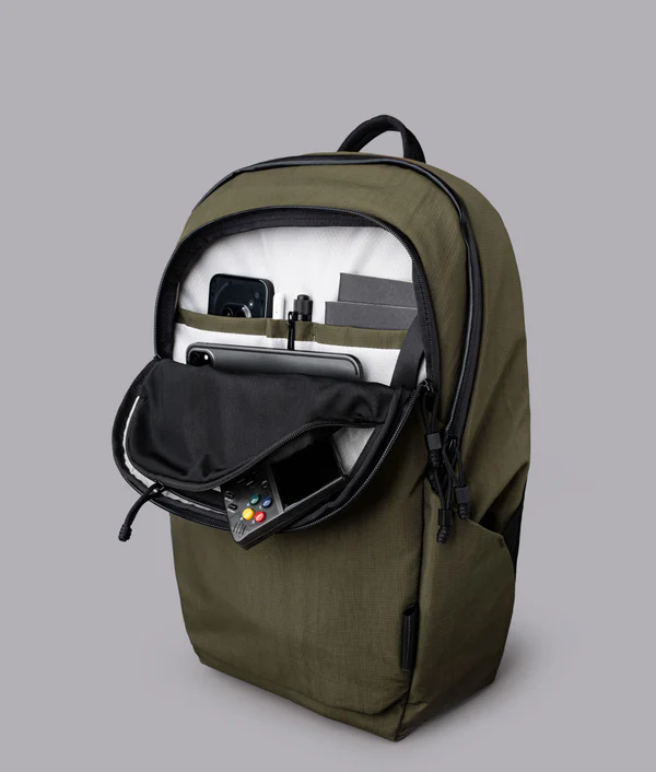 Alpaka Bravo Backpack (23L) | Axoflux 400D