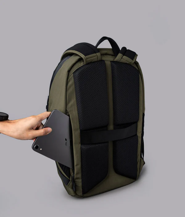 Alpaka Bravo Backpack (23L) | Axoflux 400D