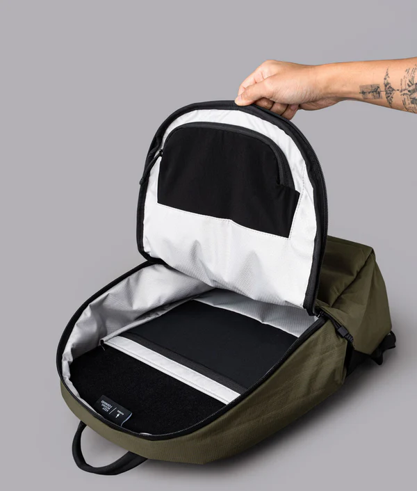 Alpaka Bravo Backpack (23L) | Axoflux 400D