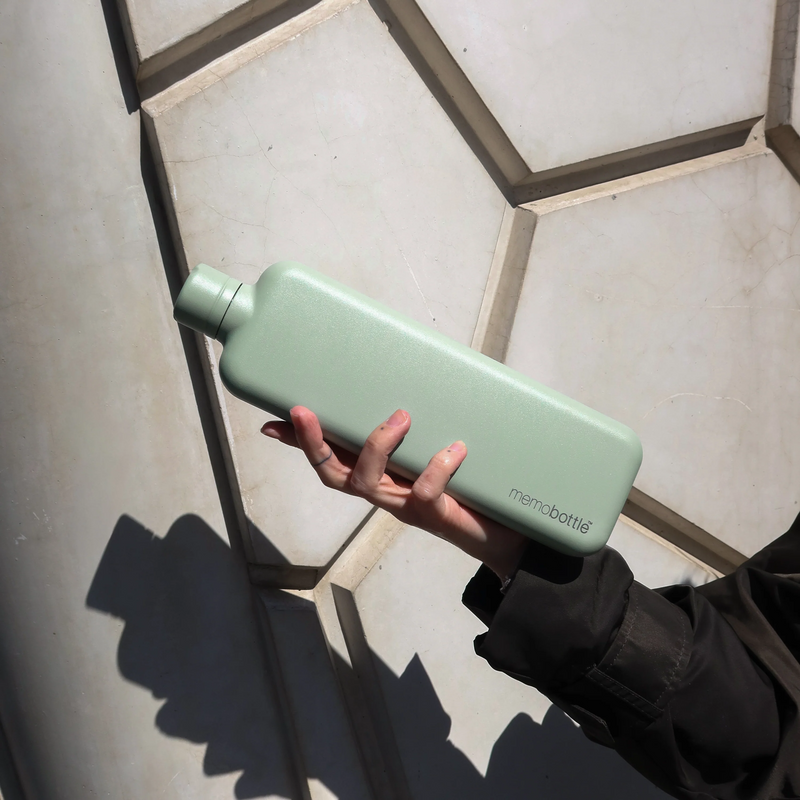 Slim memobottle (Stainless Steel) - Pistachio 20 oz / 600 ml
