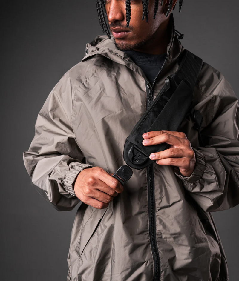 Alpaka Metro Crossbody Left Shoulder | X-Pac VX42