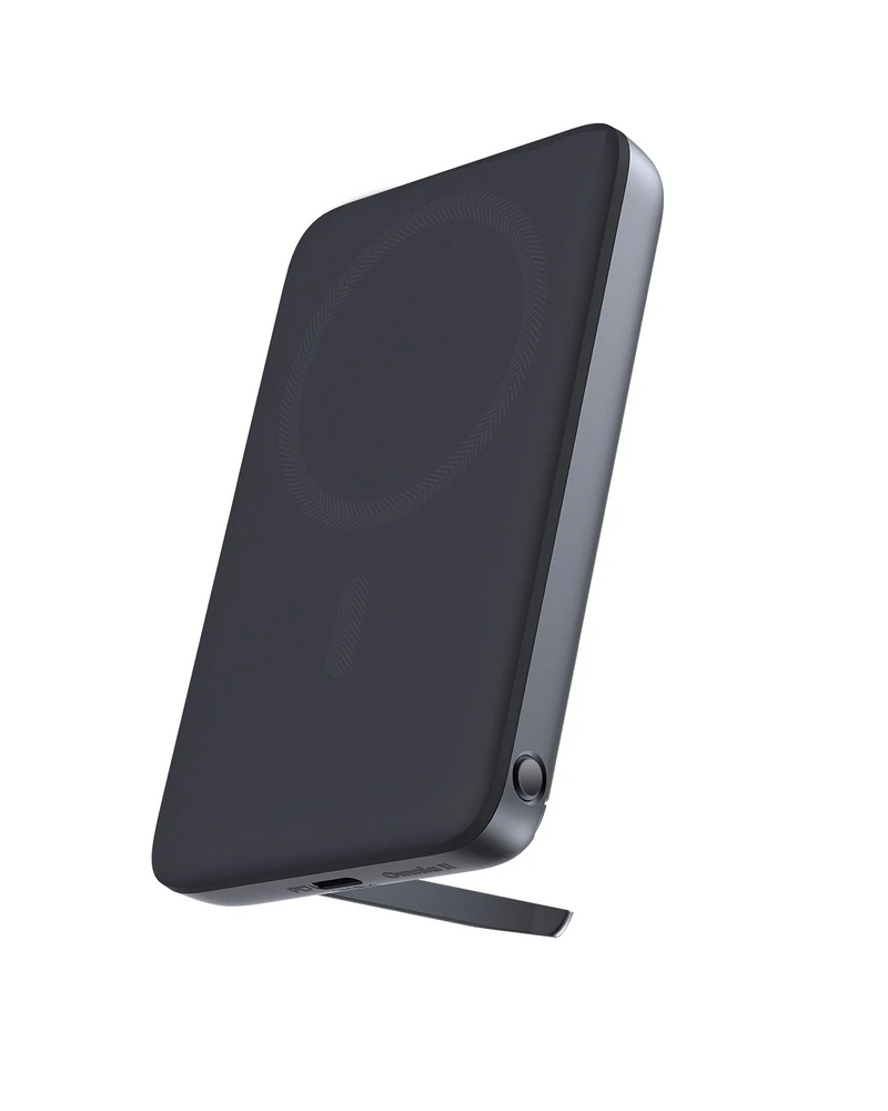 Aukey PB-MS05 MagFusion 6700mAh Qi2 Magnetic Wireless Charging Power Bank