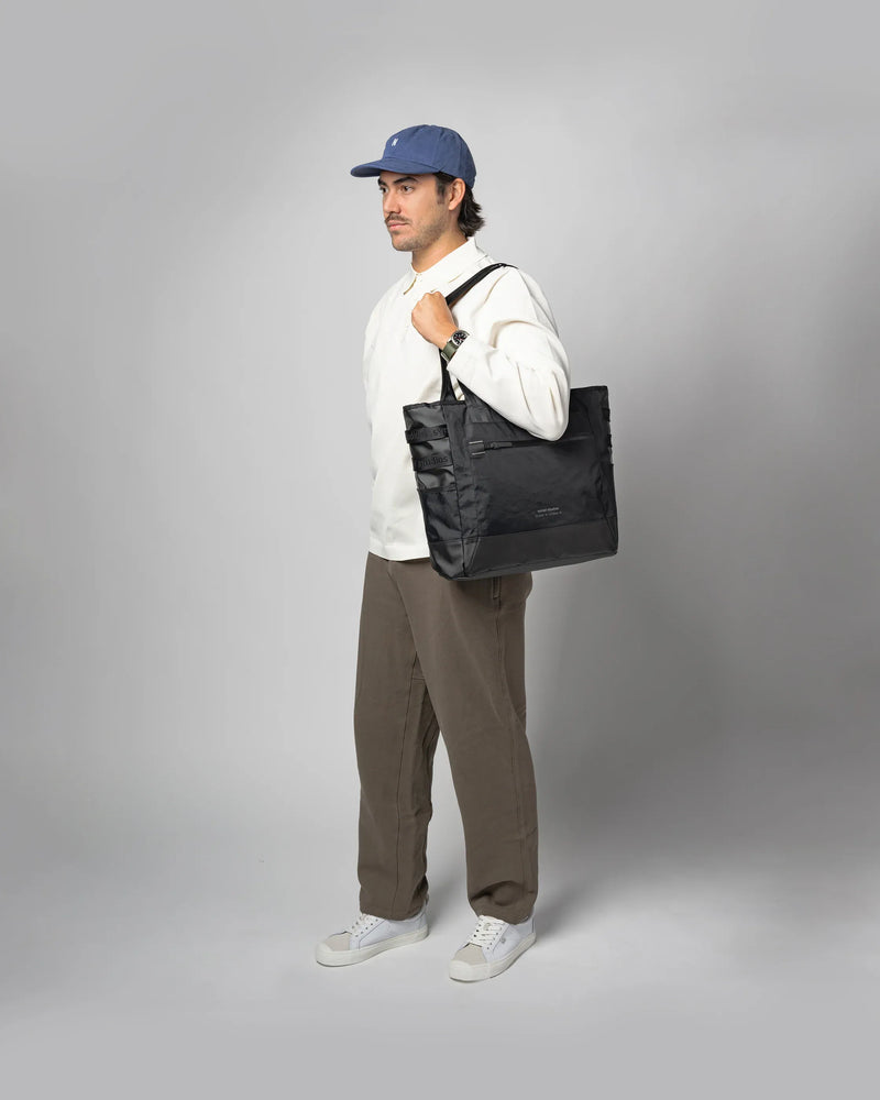 Sympl All Terrain Tote 20L