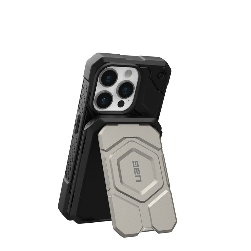 UAG Magnetic Wallet With Stand