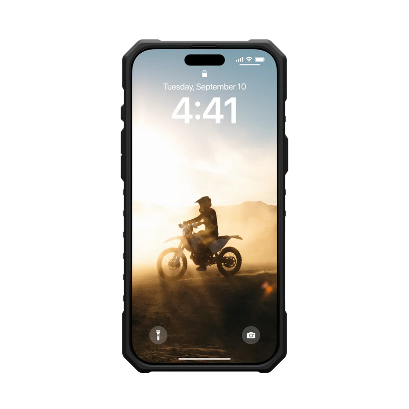 UAG iPhone 16 series Pathfinder SE Case - Digi Camo Dark Earth