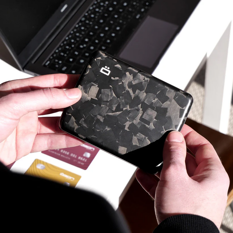 Ogon Smart Case V2 | Genuine Carbon Fiber Forged