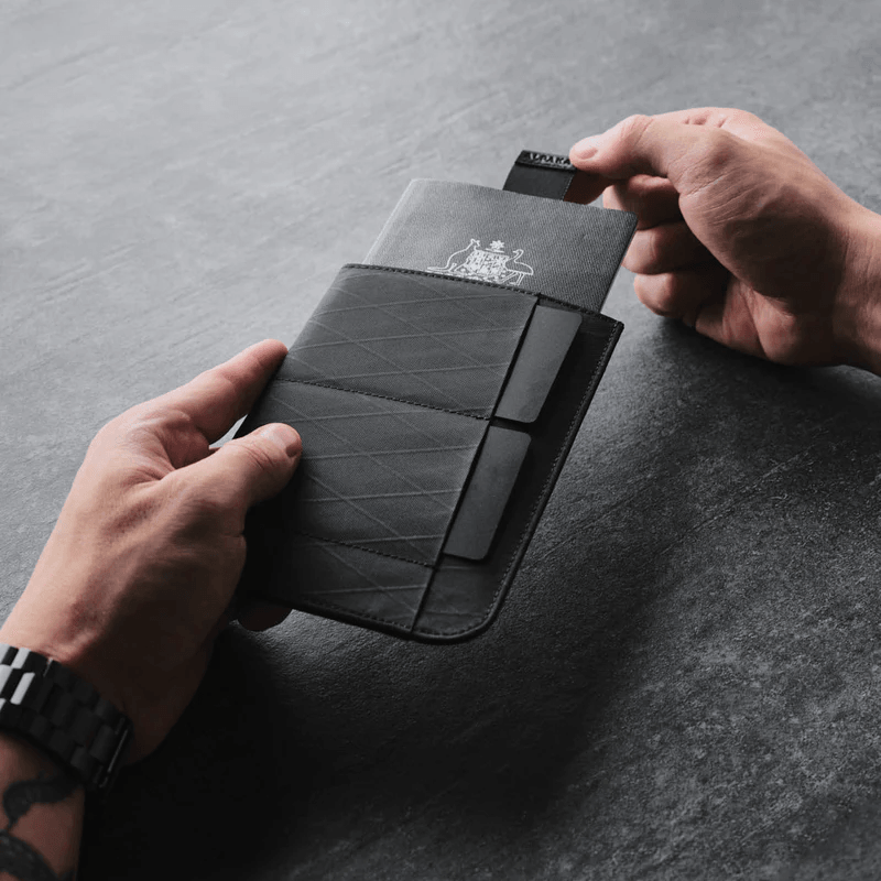 Alpaka ARK Passport Sleeve Black VX21 - Oribags