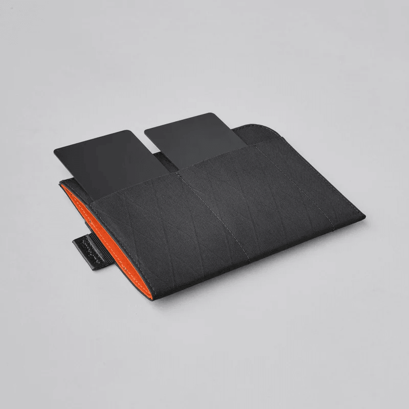 Alpaka ARK Passport Sleeve Black VX21 - Oribags