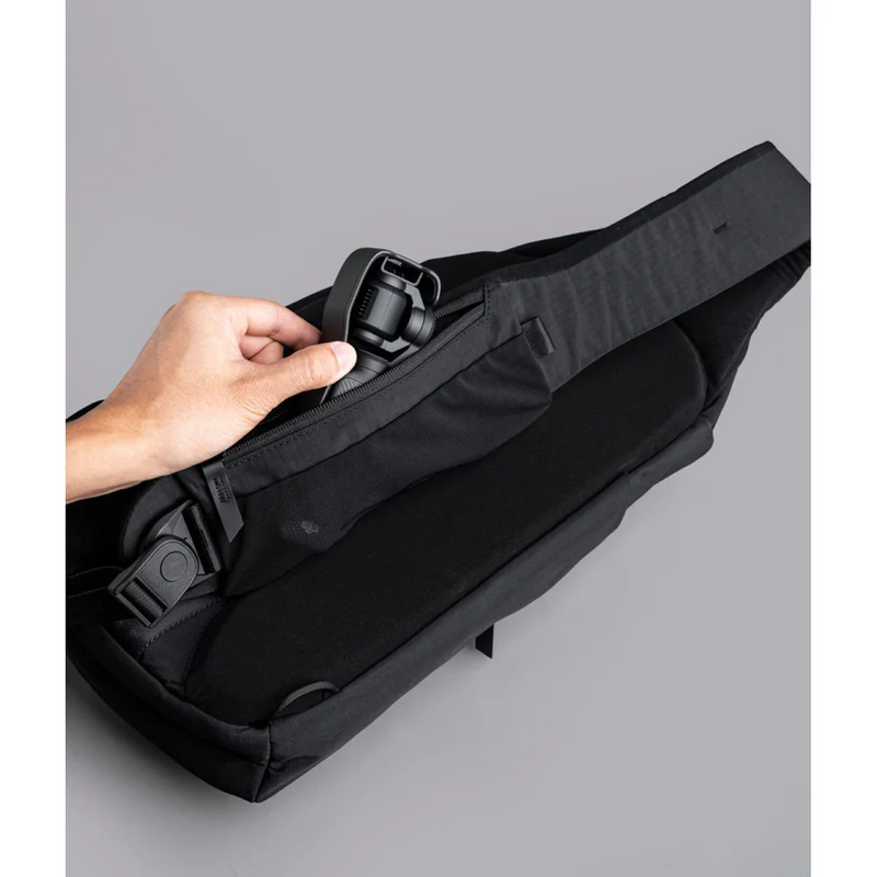 Alpaka Metro Crossbody Left Shoulder | Axoflux 210D