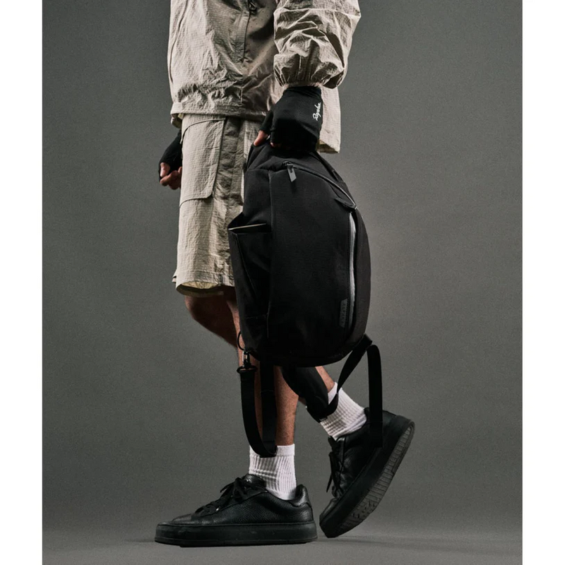 Alpaka Metro Crossbody Left Shoulder | Axoflux 210D