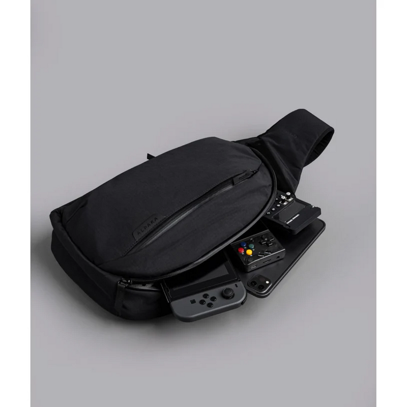 Alpaka Metro Crossbody Left Shoulder | Axoflux 210D