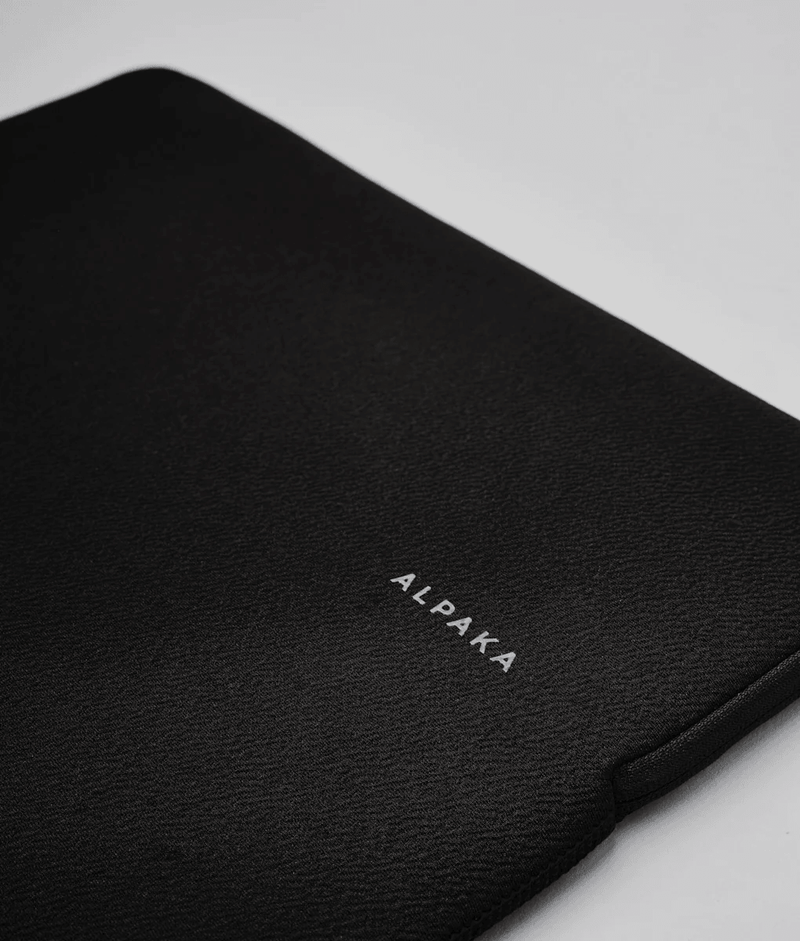Alpaka Slim Laptop Sleeve - Oribags