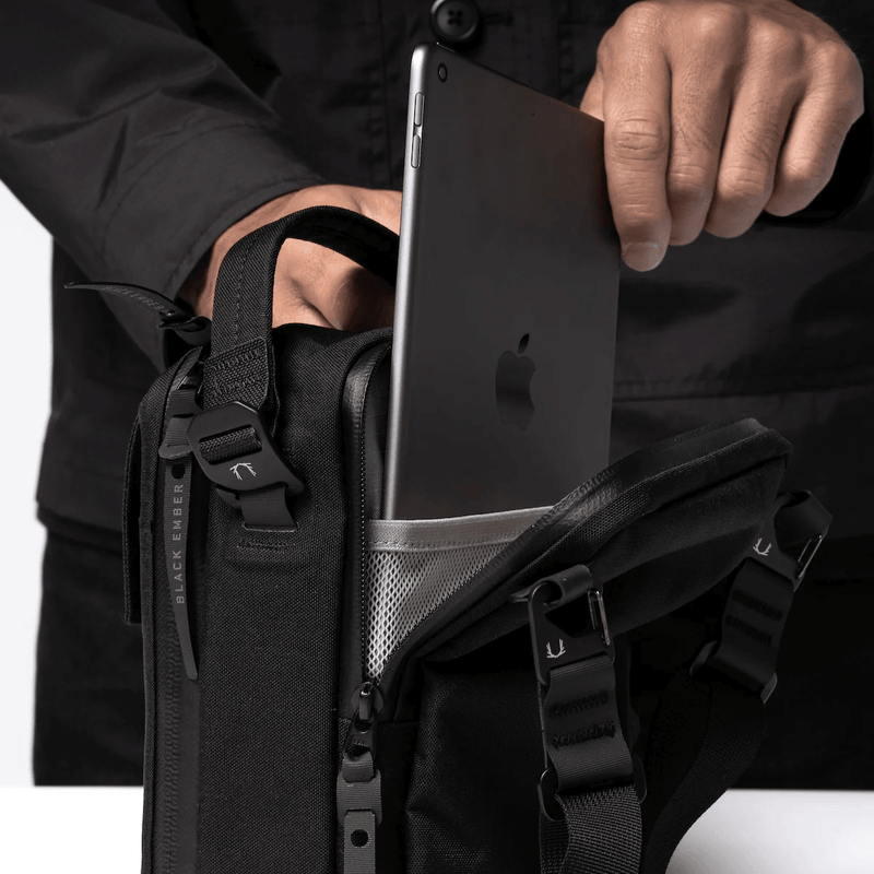 Black Ember Kompak - Oribags