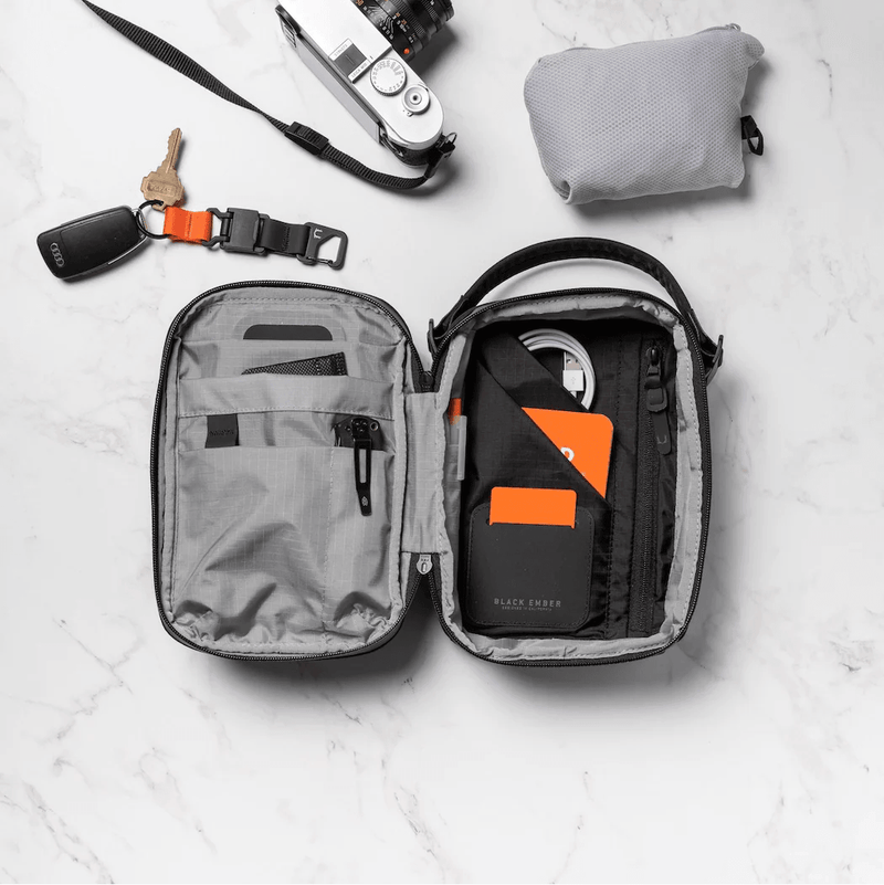 Black Ember Kompak - Oribags