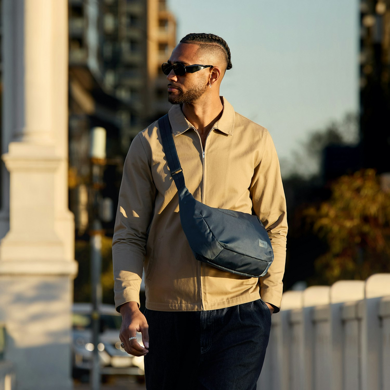 Bellroy Laneway Crescent Bag 7L
