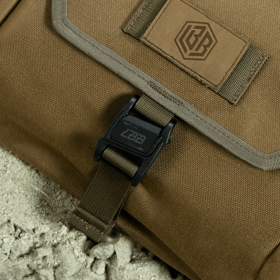 Life Behind Bars The Slingshot 9L Sling Bag - Desert - Oribags