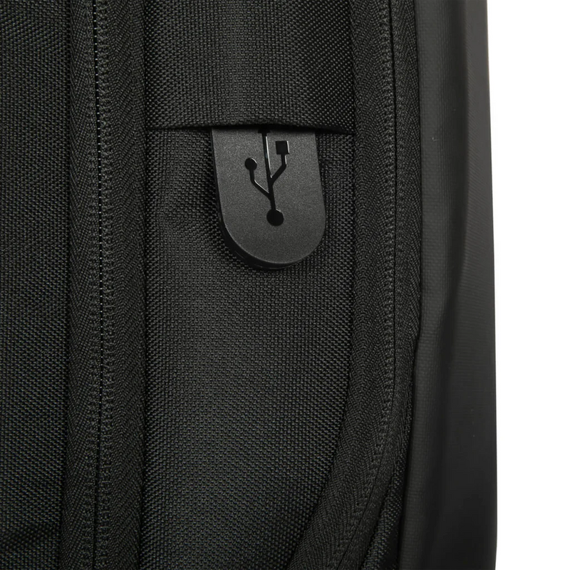Targus | 15.6” Commuter Backpack
