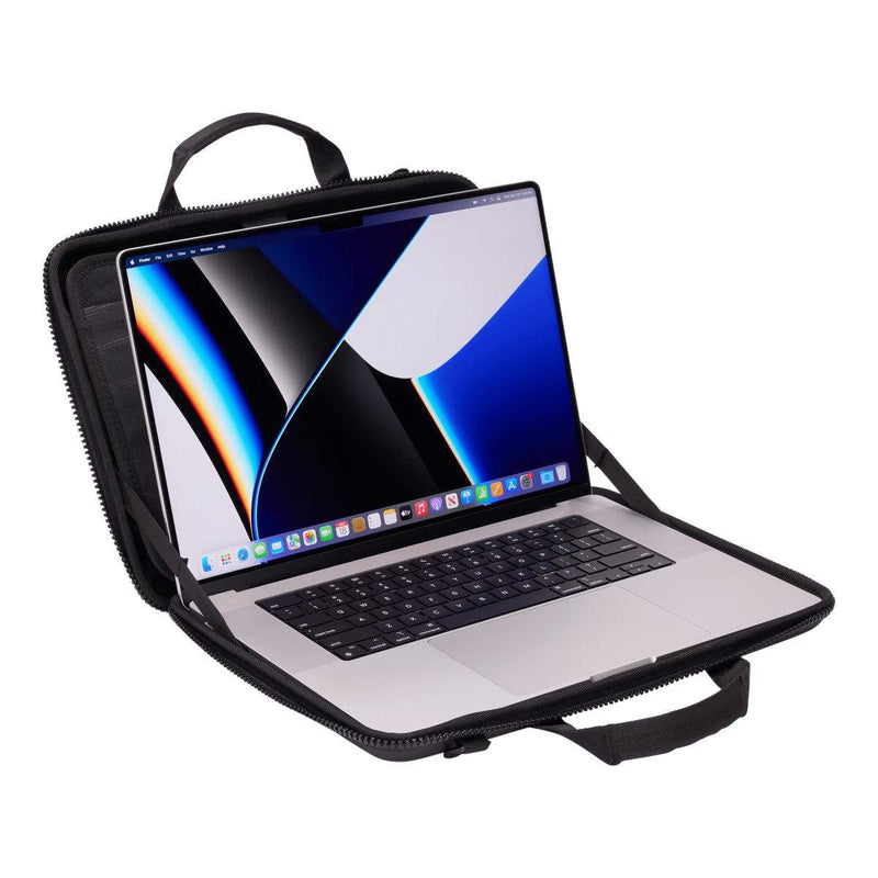 Thule Gauntlet 4.0 16" MacBook Pro Attache - Black - Oribags