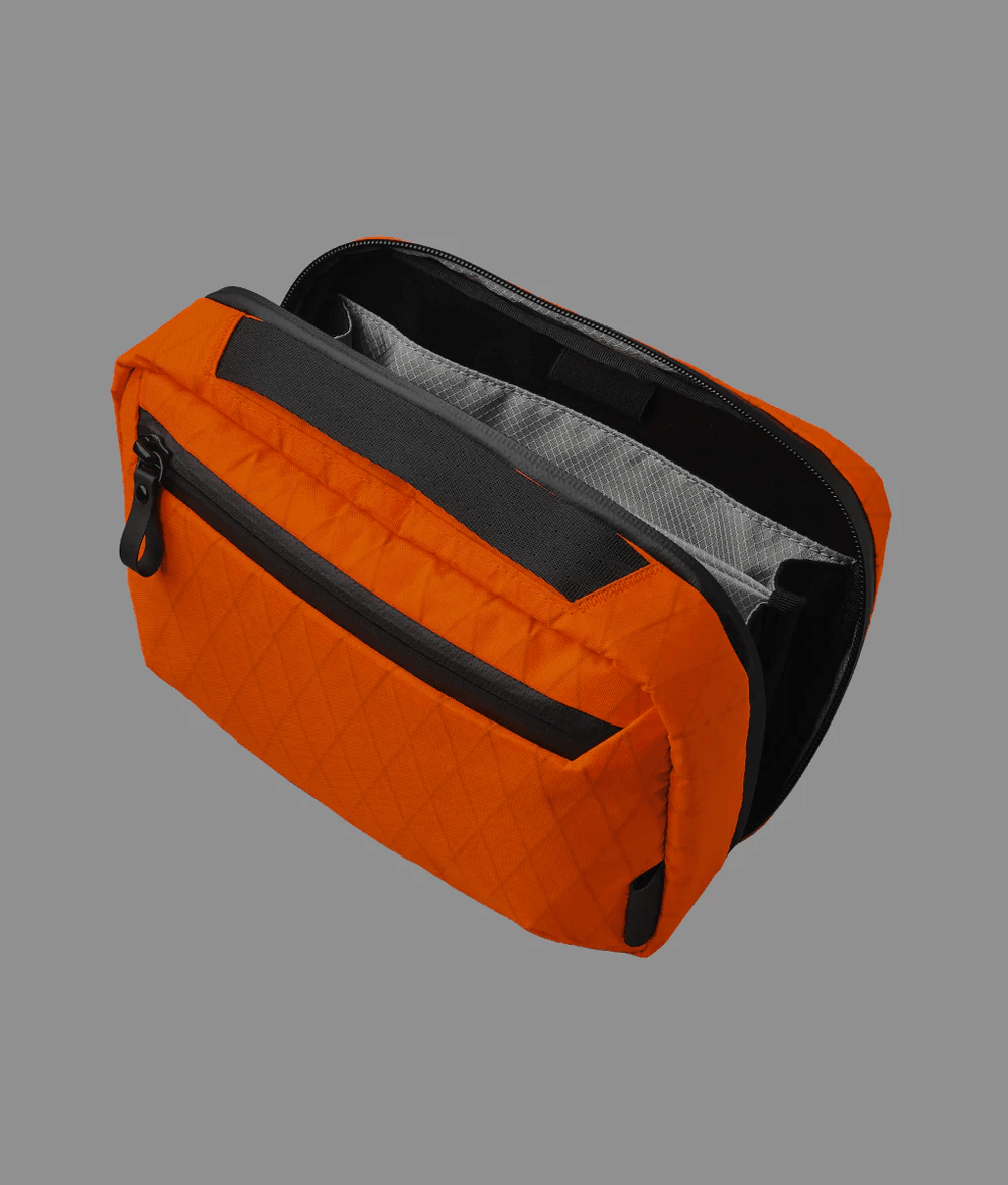 バッグ ALPAKA Elements Tech Case Max Elements Tech Case Max