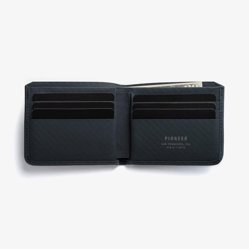 Pioneer Carry Division Billfold Billfold Wallet - Navy - Oribags.com