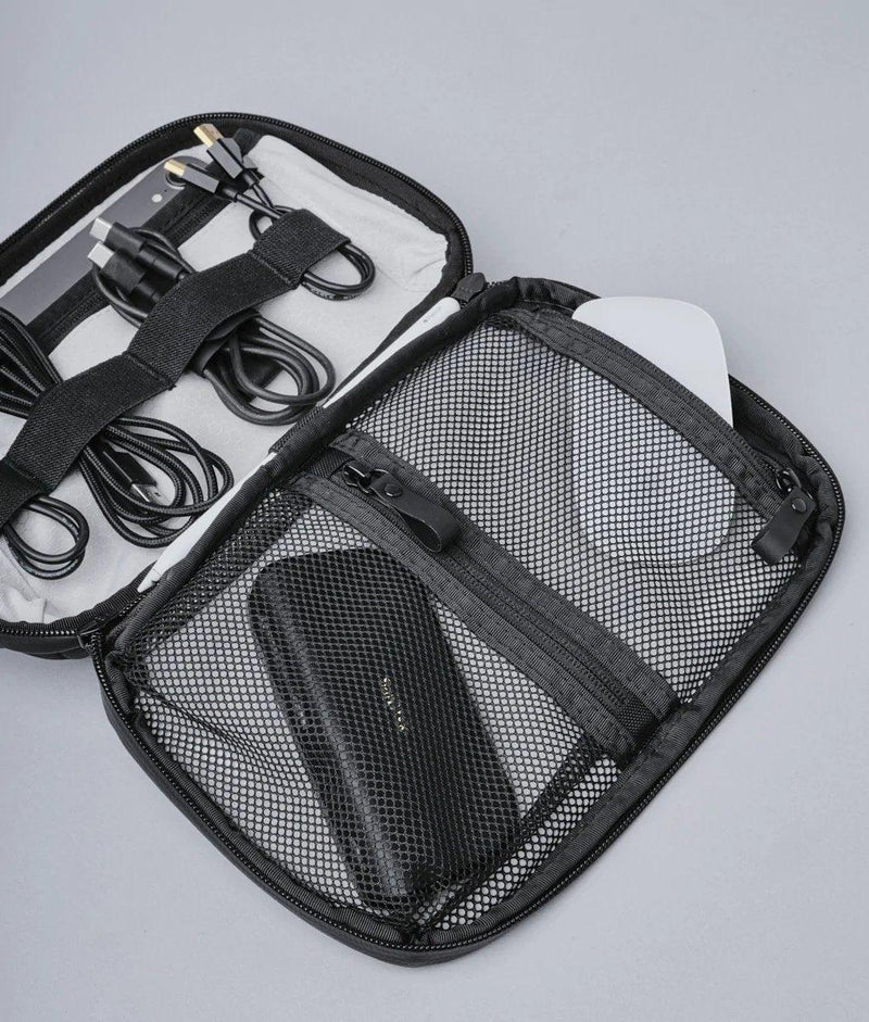 Alpaka Cable Case - Oribags.com