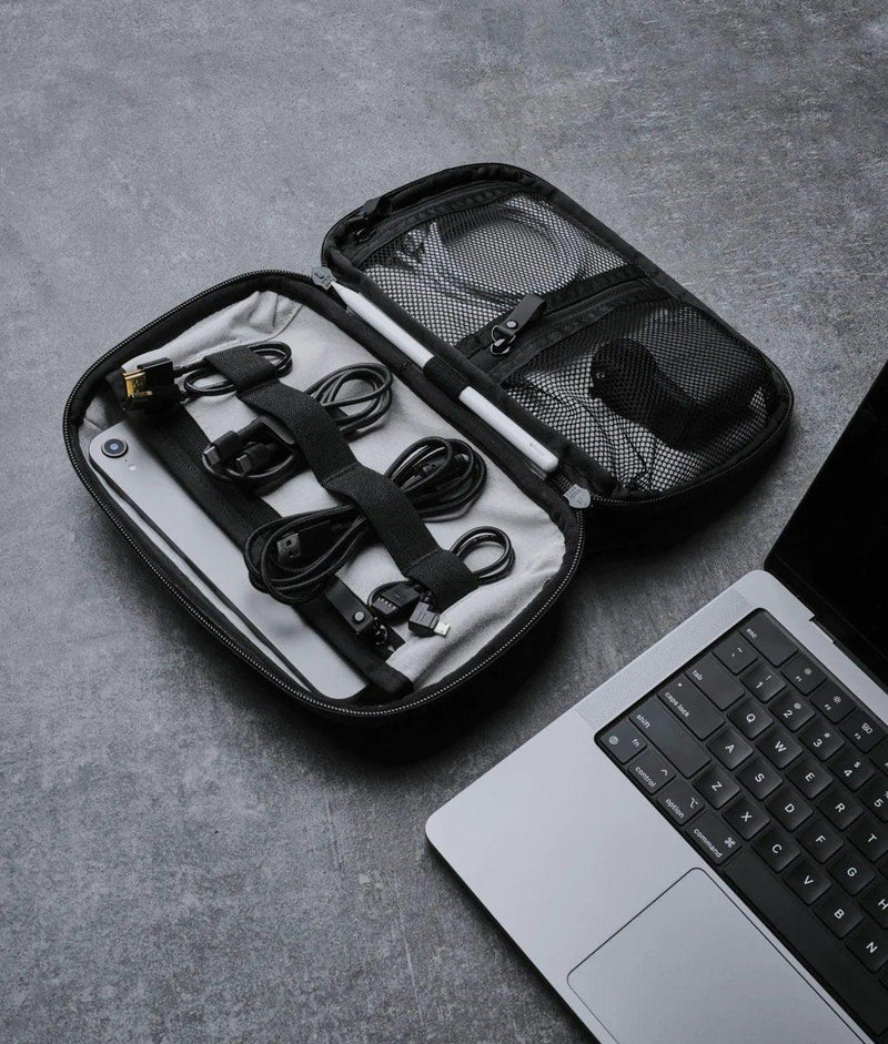 Alpaka Cable Case - Oribags.com