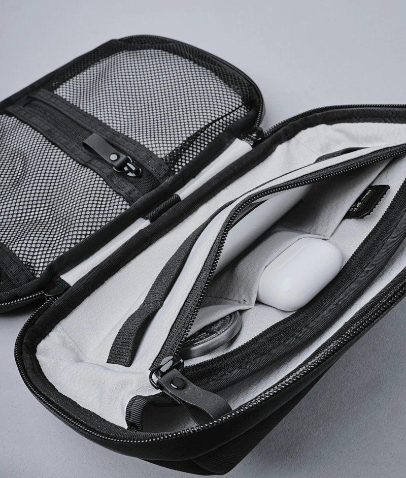 Alpaka Cable Case - Oribags.com