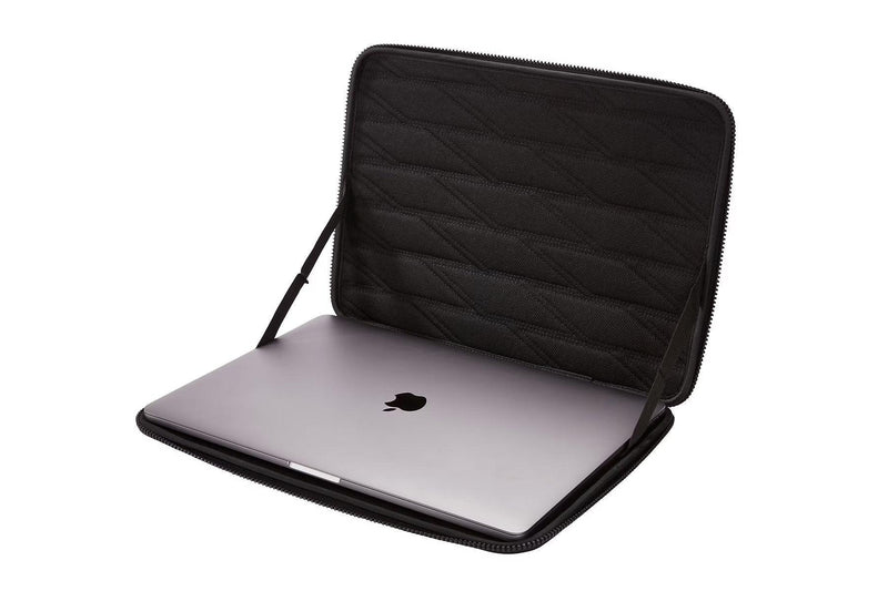 Thule Gauntlet 4.0 16" MacBook Pro Sleeve - Oribags.com