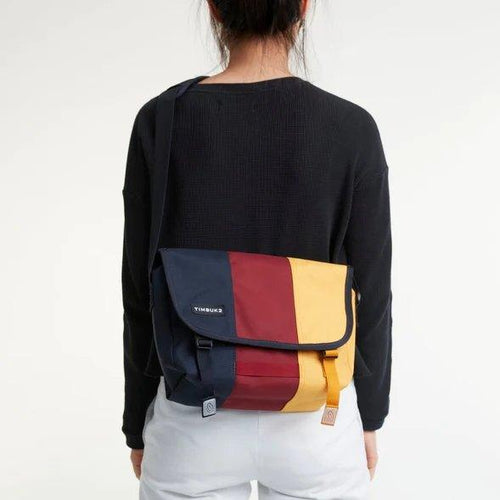 timbuk2 classic messenger bag xs sale Timbuk2 Classic Messenger Bag XS – Oribags